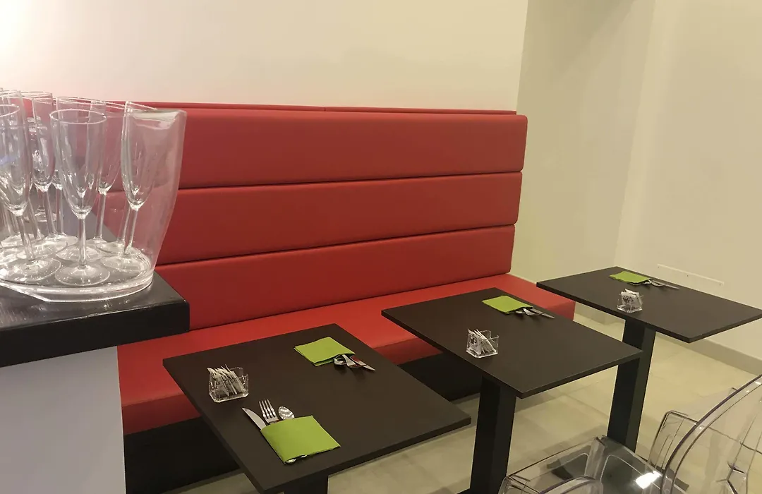 Roman Holidays Boutique Hotel-1